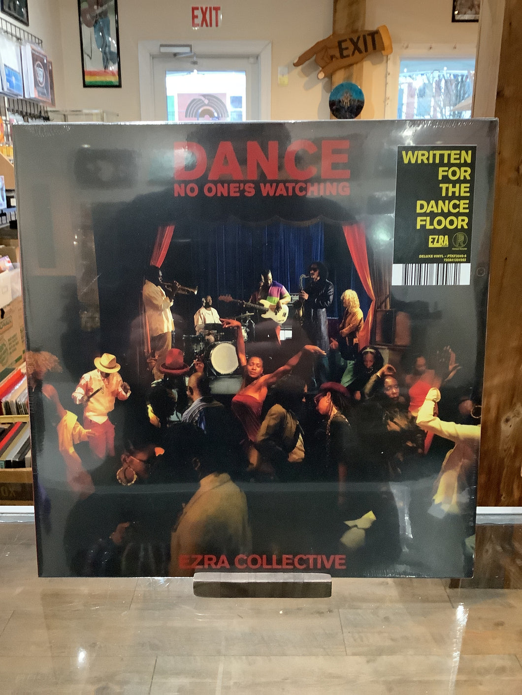 Ezra Collective - Dance No One’s Watching